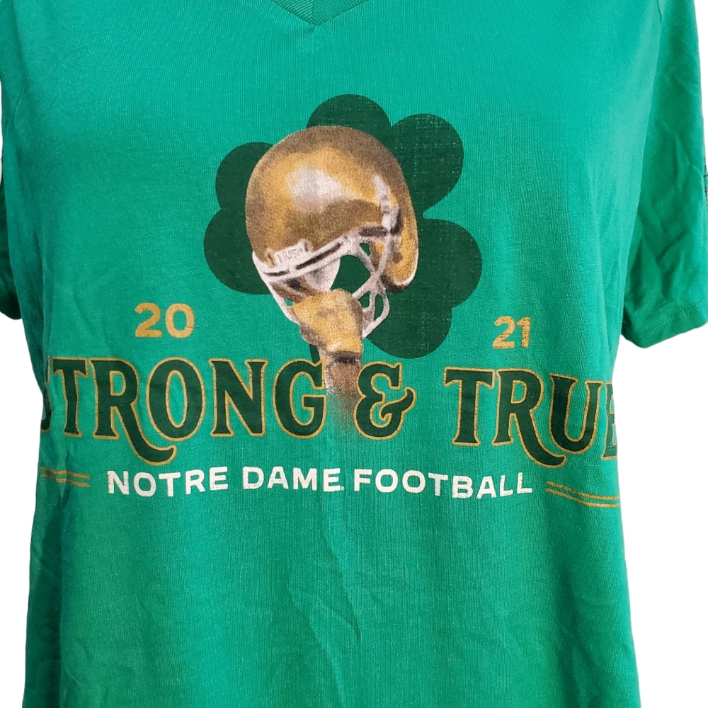 Notre Dame Football Women's New V Neck Strong & True Tee Size XL‎